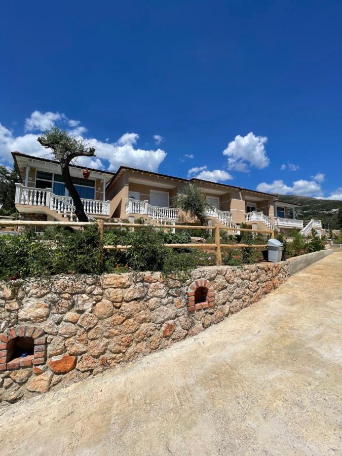 Essos Villas Dhërmi Extérieur photo