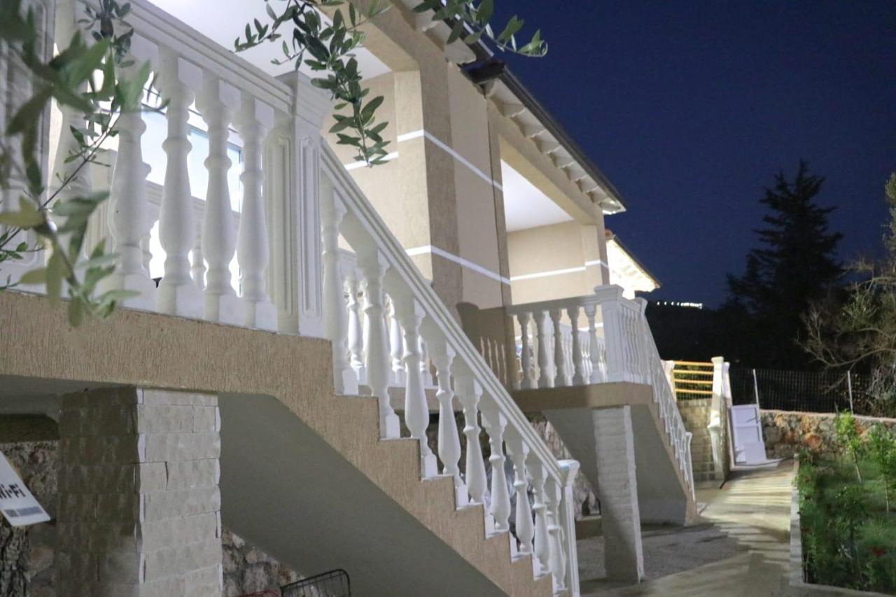 Essos Villas Dhërmi Extérieur photo