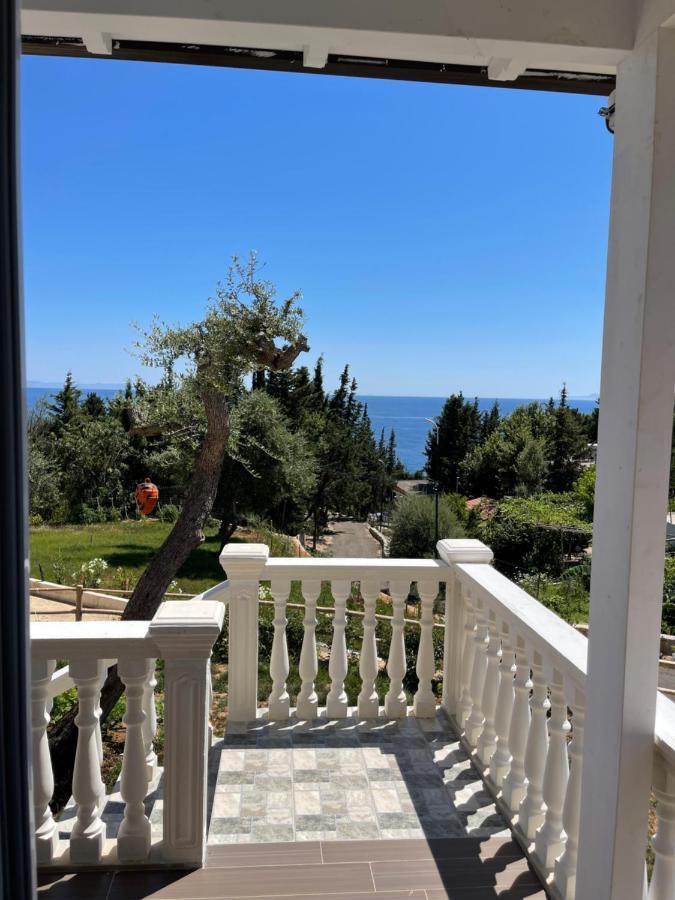 Essos Villas Dhërmi Extérieur photo