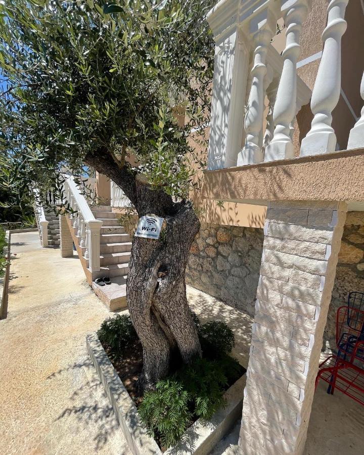 Essos Villas Dhërmi Extérieur photo