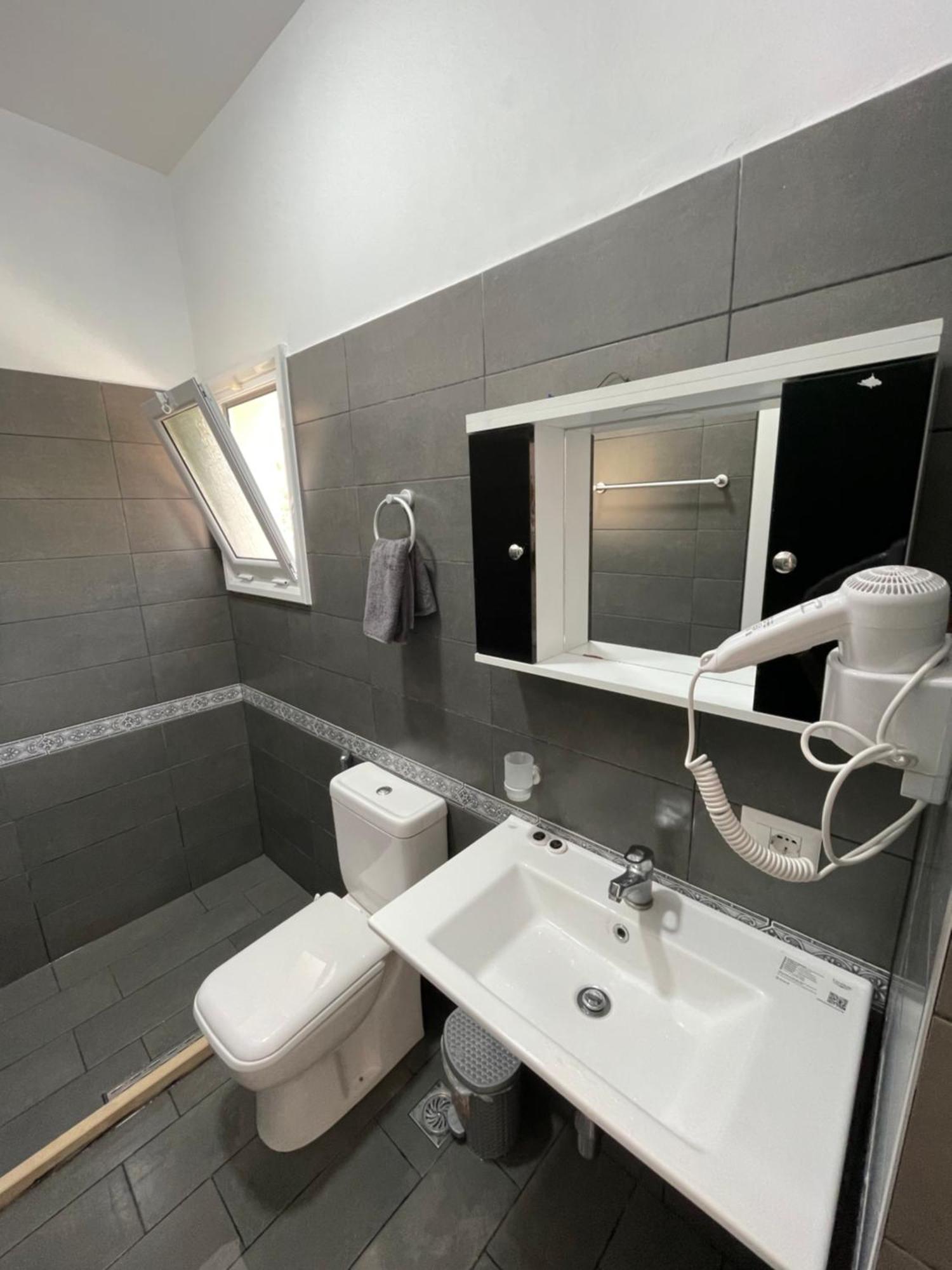 Essos Villas Dhërmi Extérieur photo