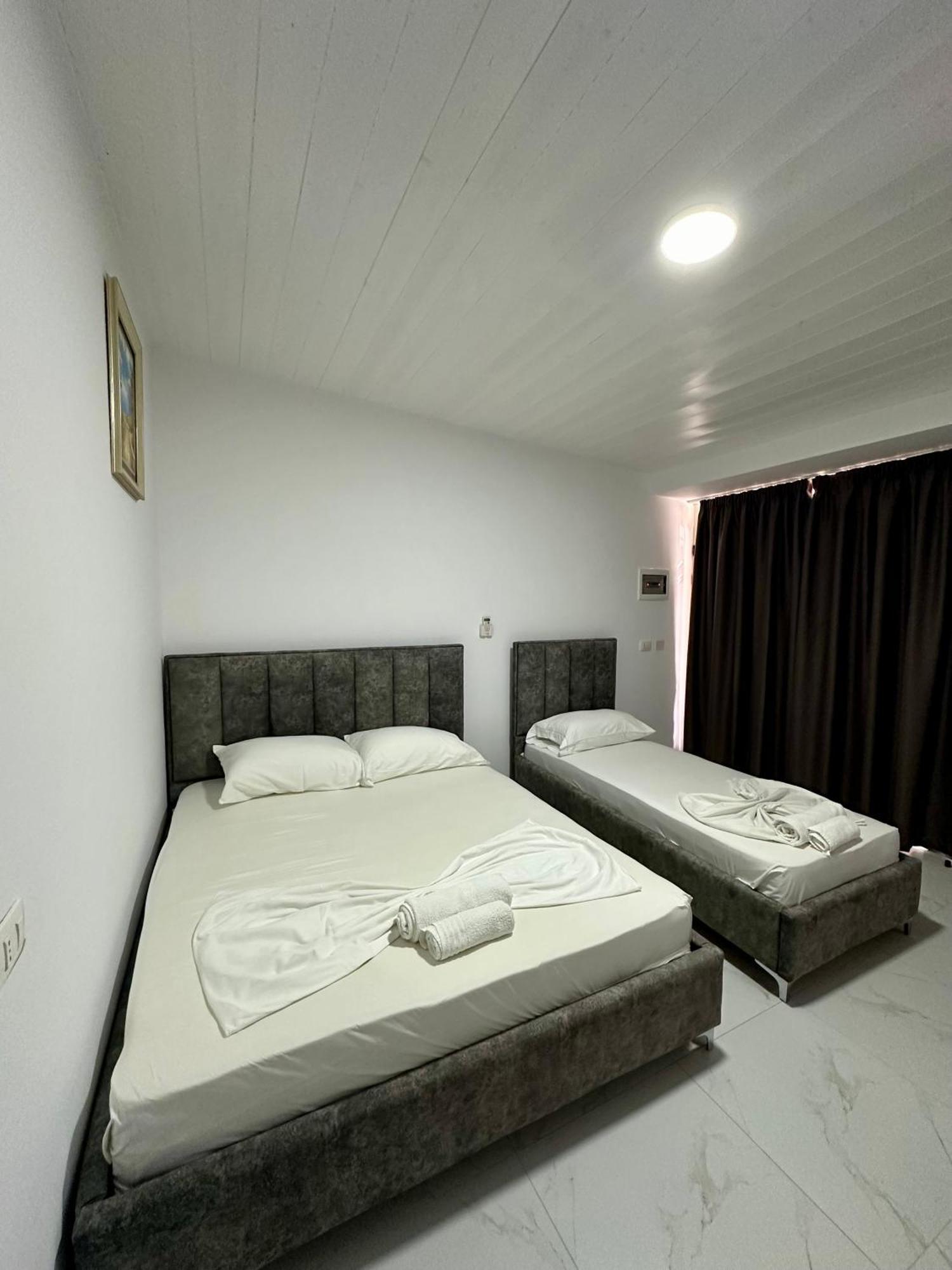 Essos Villas Dhërmi Extérieur photo