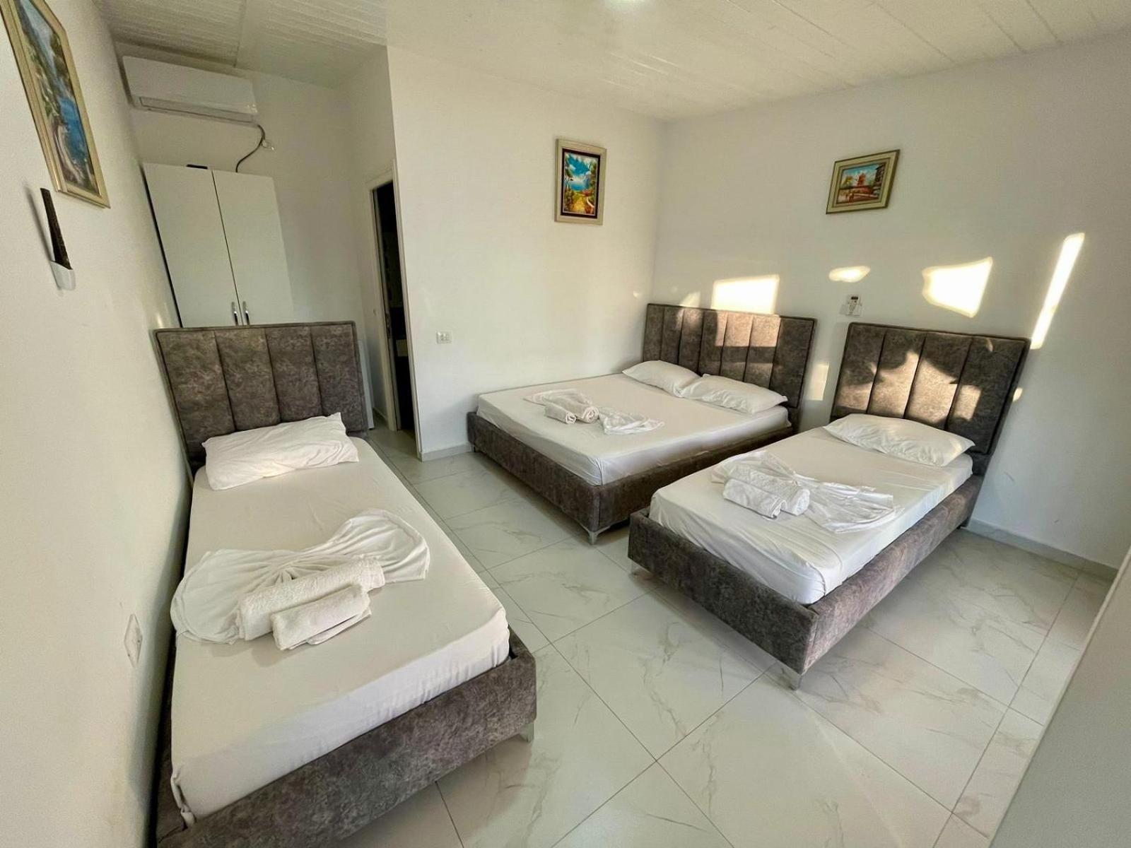 Essos Villas Dhërmi Extérieur photo