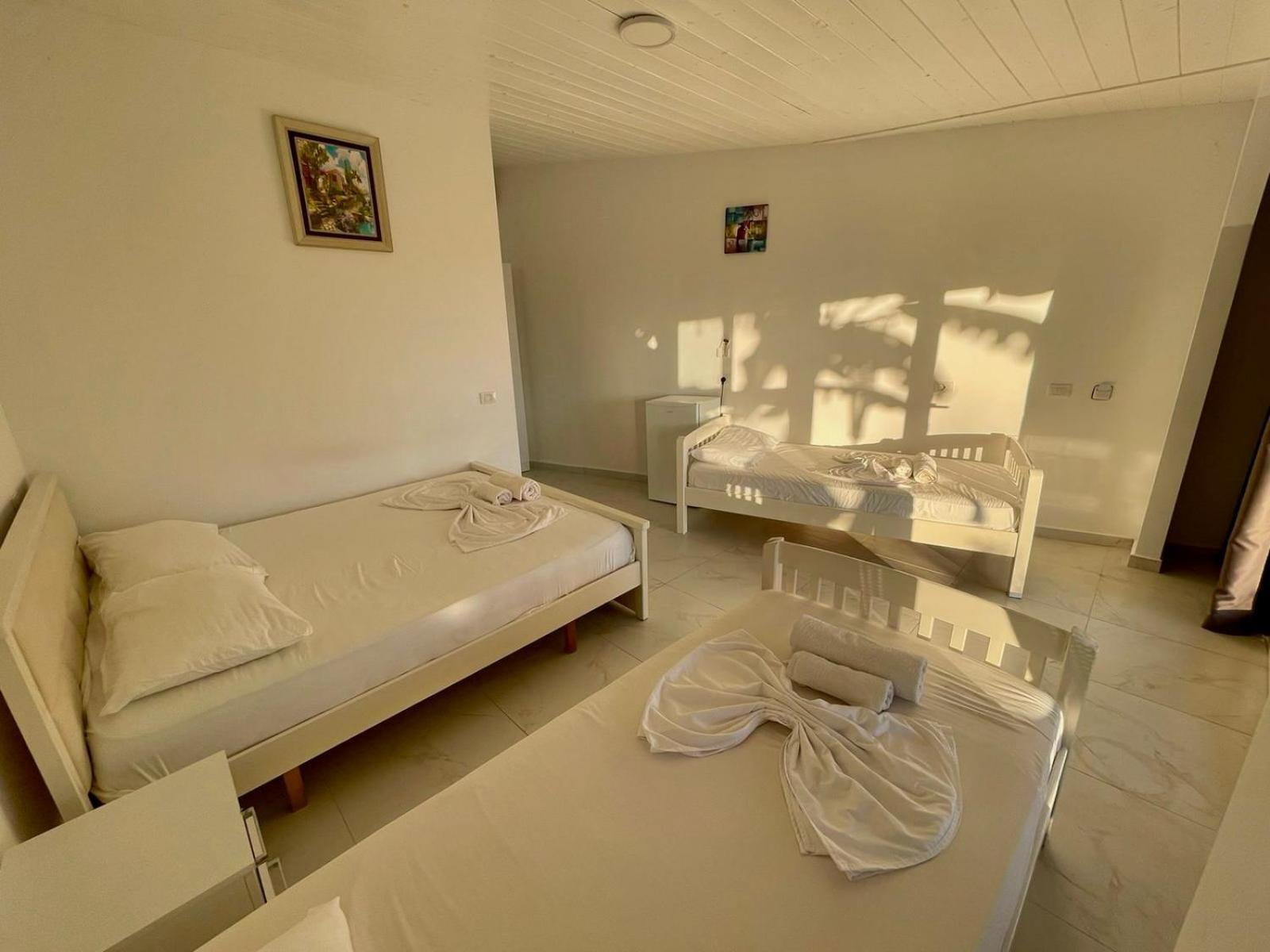 Essos Villas Dhërmi Extérieur photo