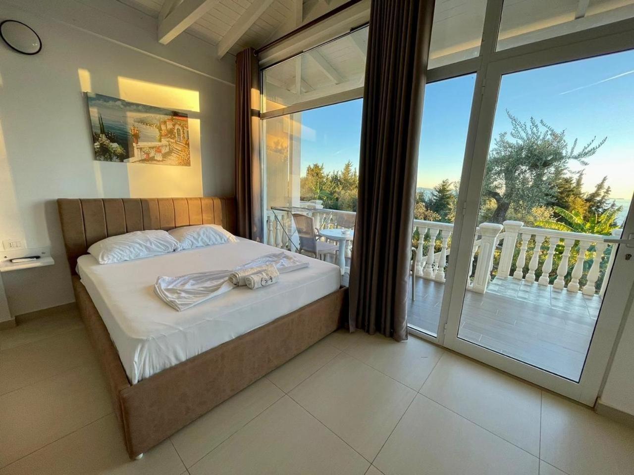 Essos Villas Dhërmi Extérieur photo
