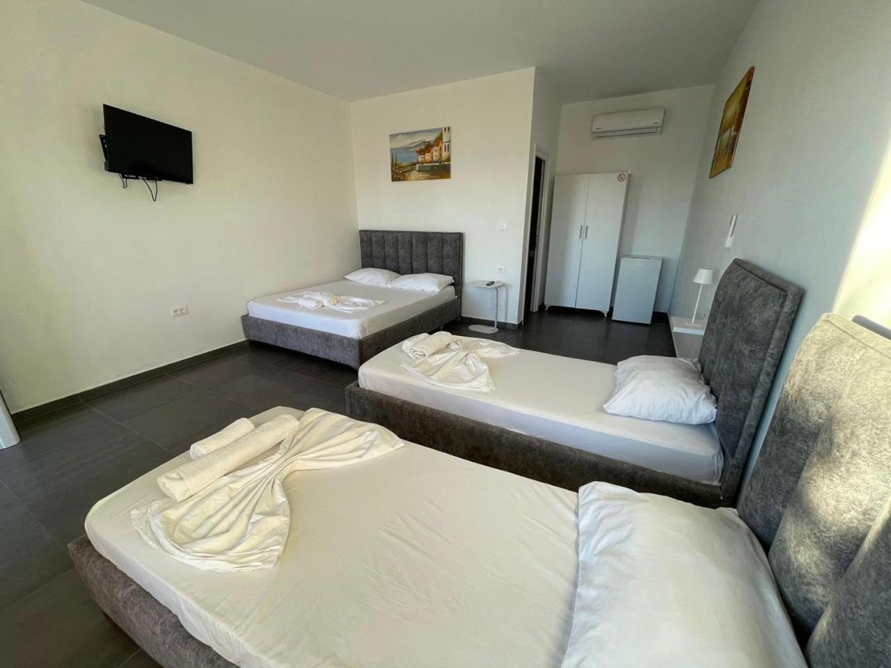 Essos Villas Dhërmi Extérieur photo